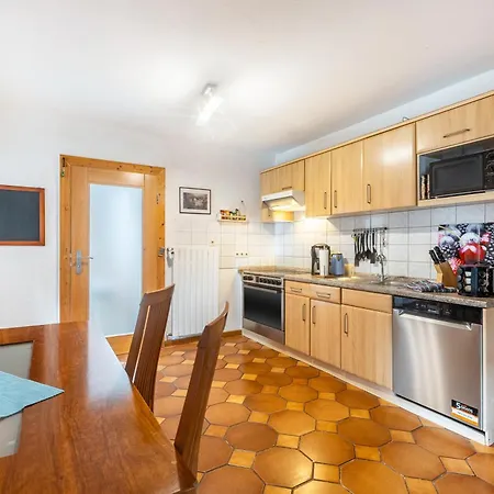 Grosses Engelsdorf بيت للعطل *