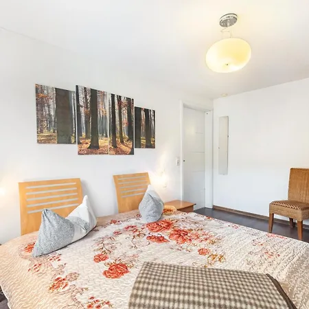 Grosses Engelsdorf بيت للعطل *