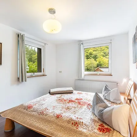 Grosses Engelsdorf بيت للعطل Zweifelscheid