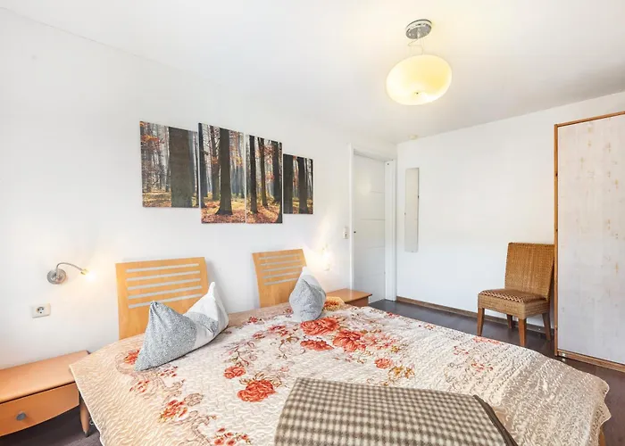 Grosses Engelsdorf בית נופש *